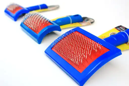 PETSPRODUCTS CARDINA PLASTICO GRANDE 19 CM