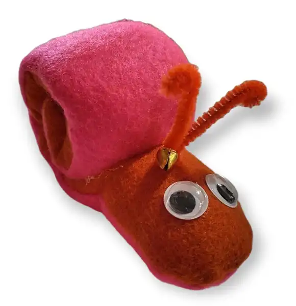 PETSPLAST CARACOL DE TELA VELLON CON CASCABEL LT07